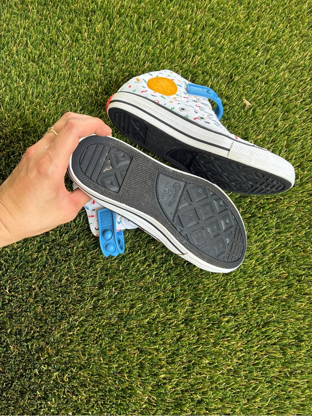 Converse Kids White High-Top Sneakers with Blue Strap and Multicolor Print